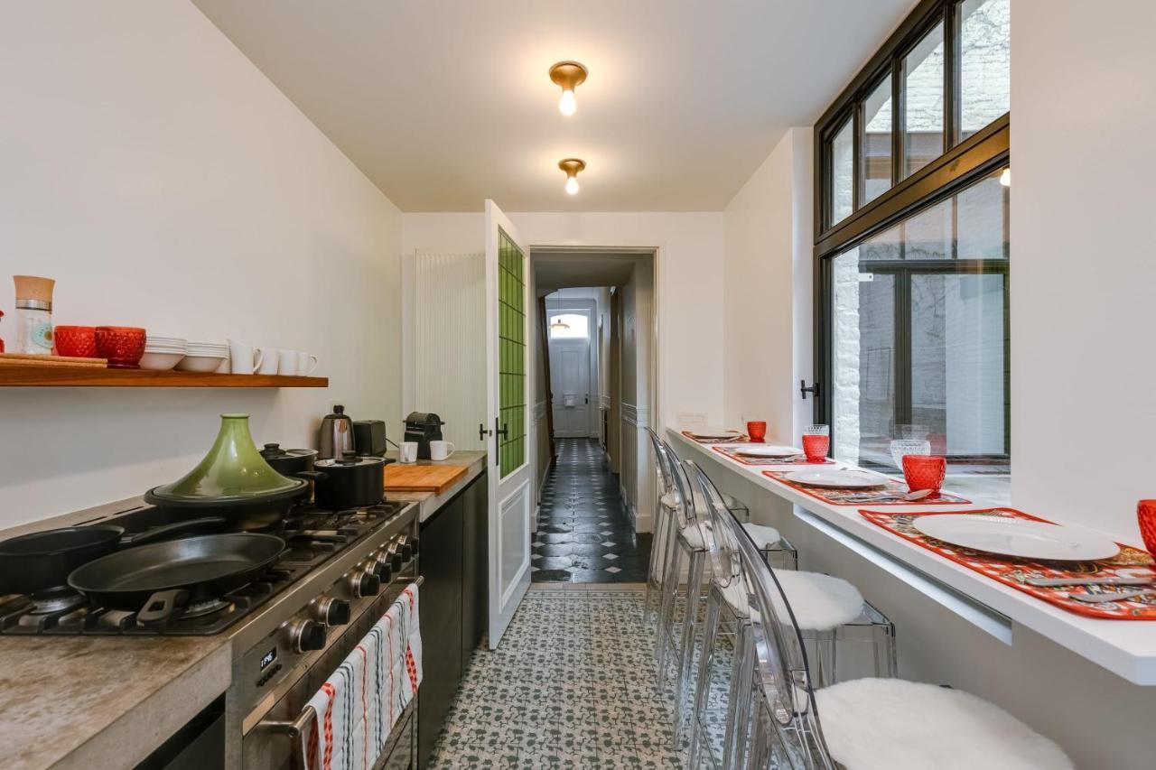 Beautiful Luxurious Mansion With Several Terraces Arrondissement di Courtrai Esterno foto