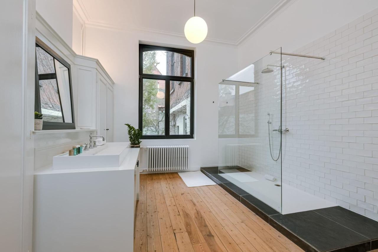 Beautiful Luxurious Mansion With Several Terraces Arrondissement di Courtrai Esterno foto