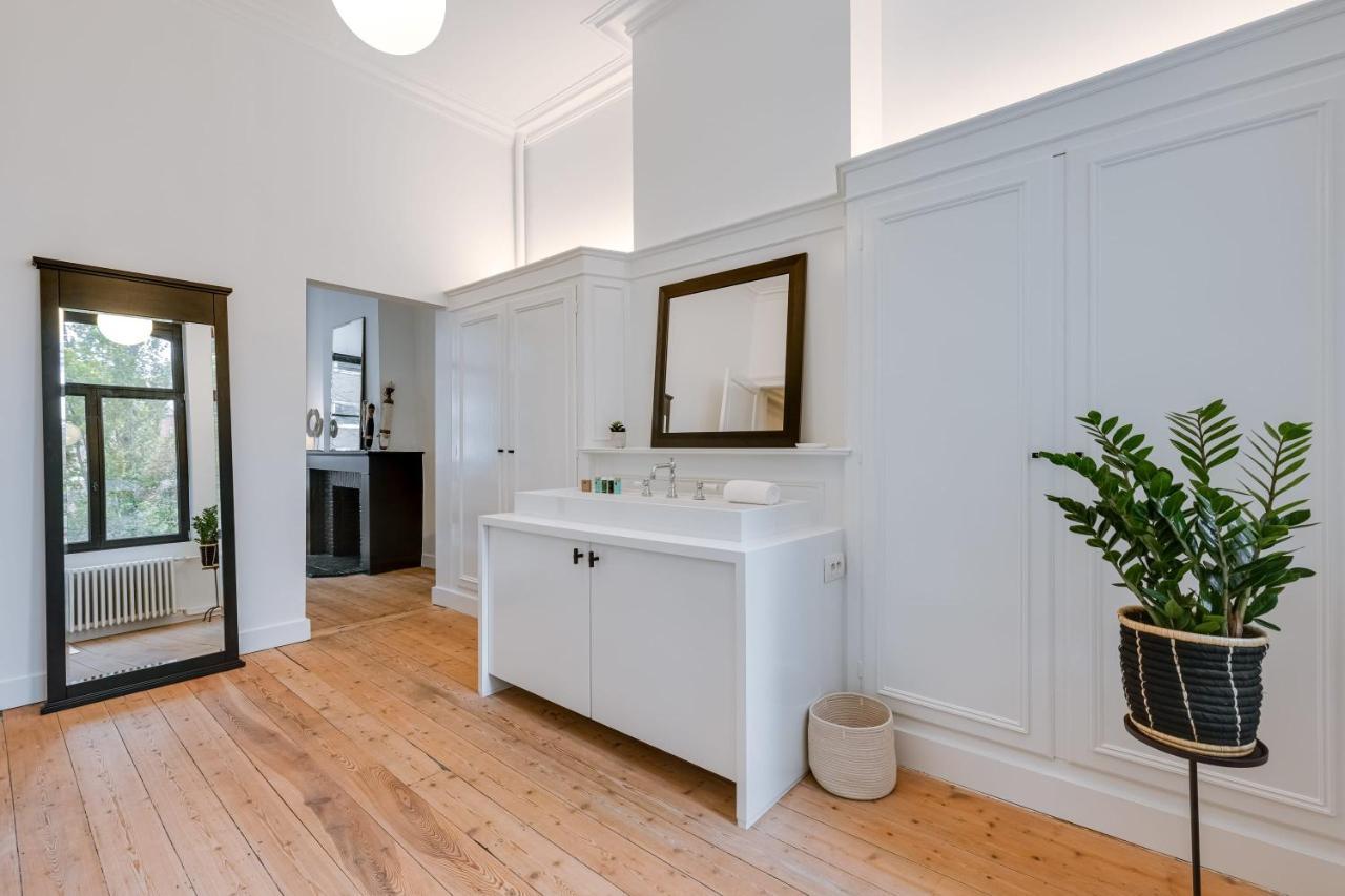 Beautiful Luxurious Mansion With Several Terraces Arrondissement di Courtrai Esterno foto