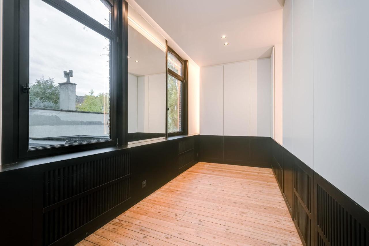 Beautiful Luxurious Mansion With Several Terraces Arrondissement di Courtrai Esterno foto